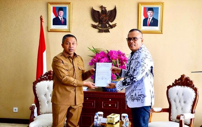 Ketua PGRI Riau dan Gubernur Abdul Wahid Tegaskan, Dukung Putusan Kasasi MA yang Berkekuatan Hukum Tetap