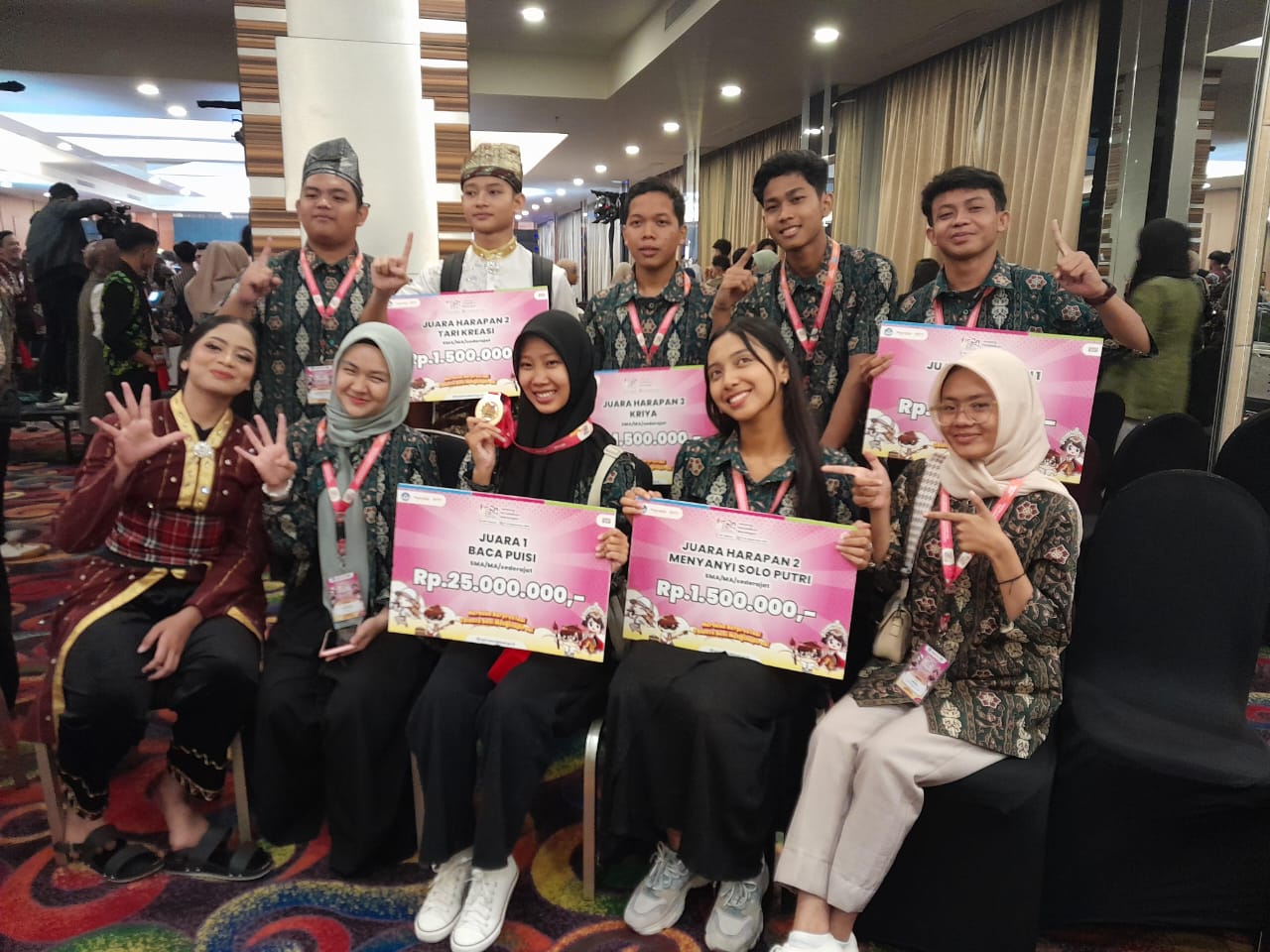 Calya Syakirah; Puisi dan Melodi Kata-kata yang Mengharumkan Nama Inhil di Tingkat Nasional