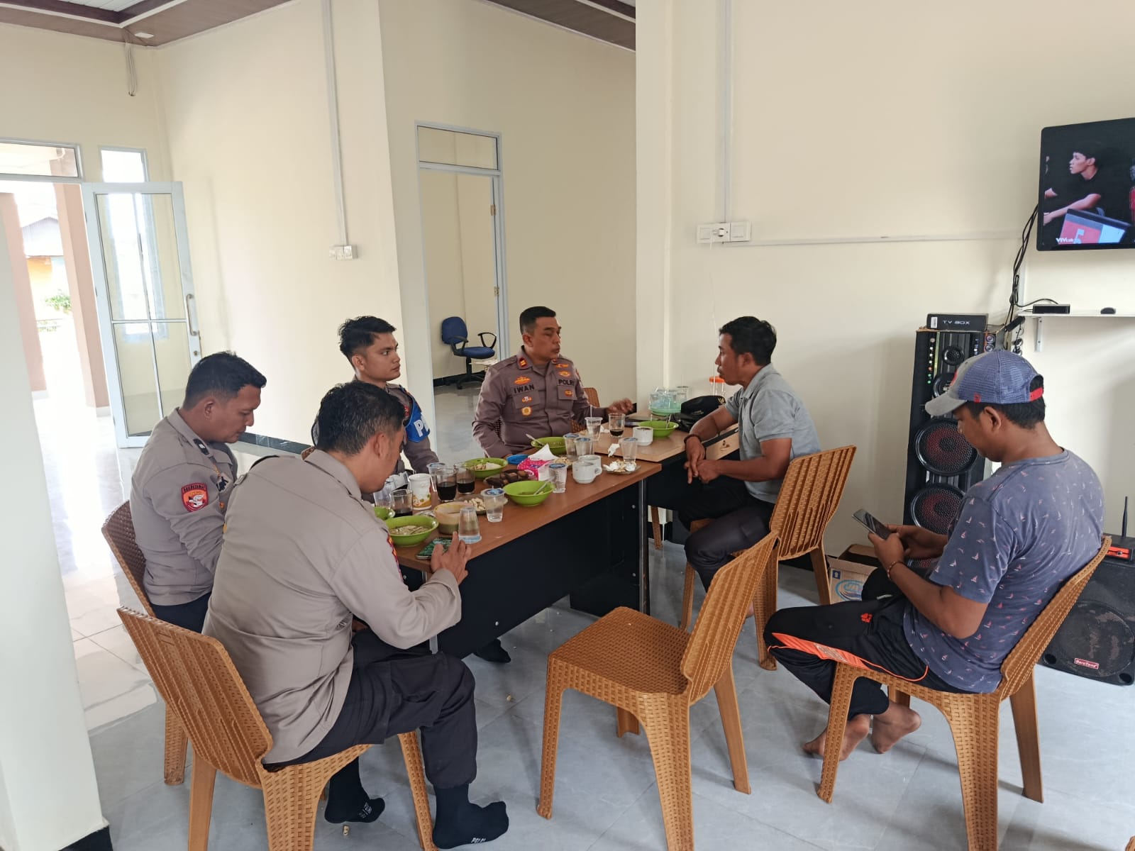 Sosialisasi Karhutlah Preventif di Gelar Polsek Pelangiran di Desa Baung Rejo Jaya