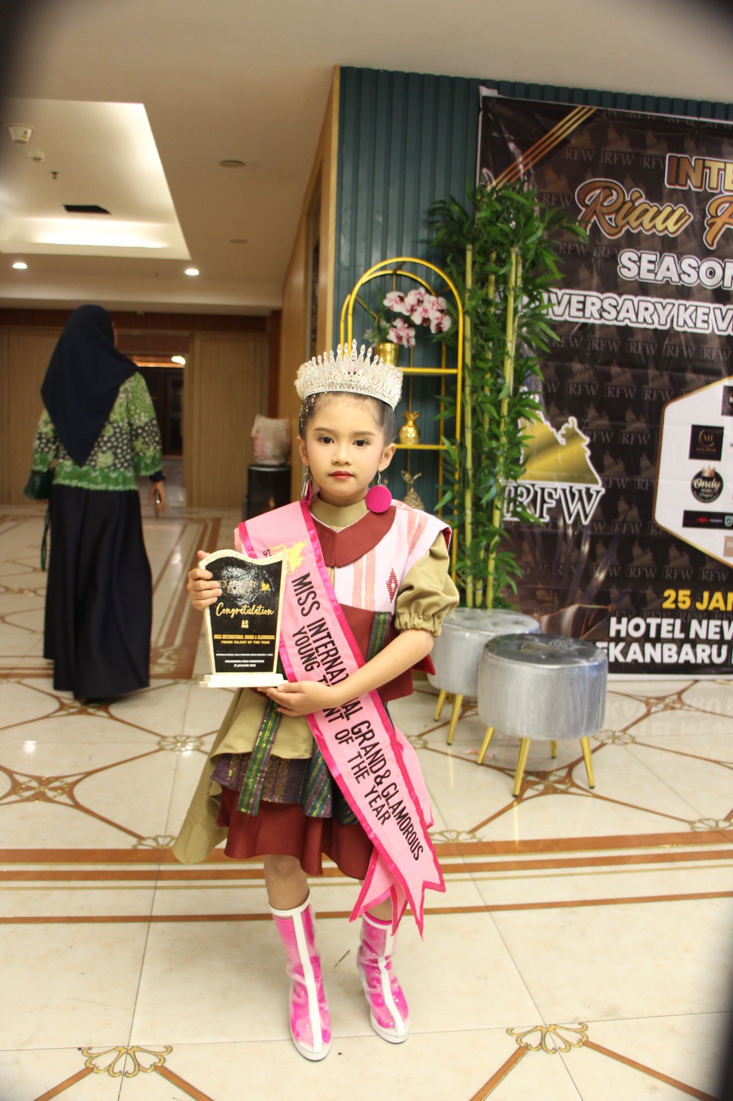 Shaqilla Azzahra, Siswa SDN 001 Tembilahan Kota Terima Anugerah Award Internasional di IRFW 2026