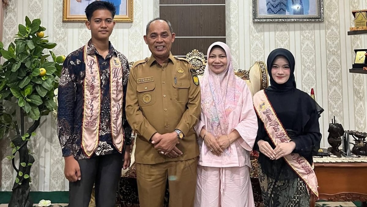 Pemilihan Duta Remaja Riau 2026 Dimulai dengan Sashing Ceremony dan Gala Dinner di Grand Ubud Pekanbaru