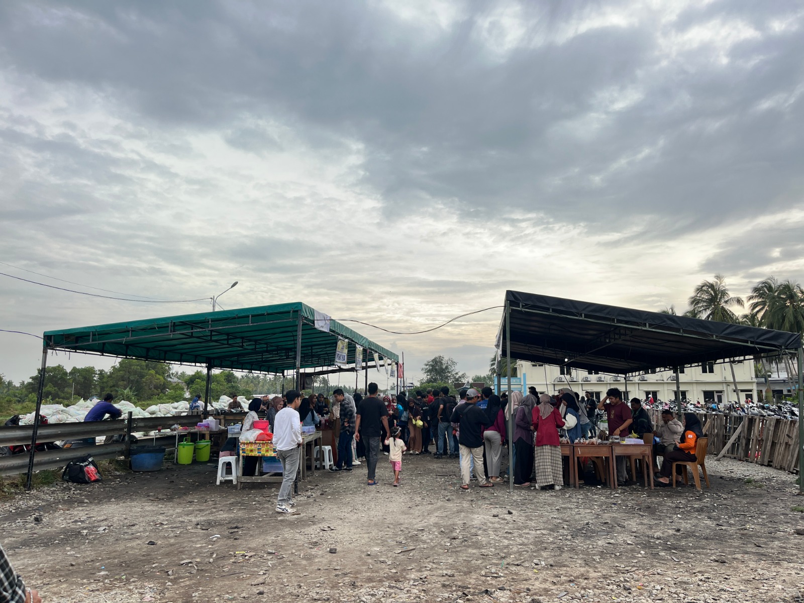 Sinergi PT RSUP, HMI, dan Pramuka Pulau Burung Hadirkan Pasar Takjil Berkah Ramadhan 1447 H untuk Dorong UMKM Lokal