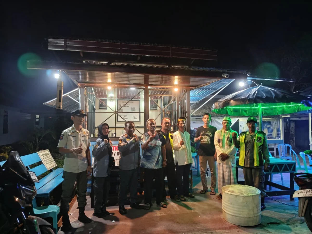 Perkuat Keamanan Wilayah, Satgas Linmas Satpol PP Inhil Sambangi Siskamling di Tembilahan