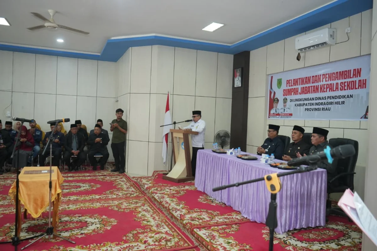 Kemenag Inhil Sukseskan Pelantikan 44 Kepala Sekolah, Hadirkan Rohaniwan dan Pemandu Doa Khidmat