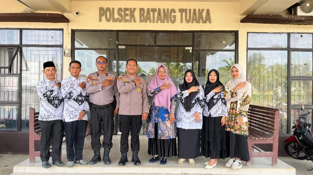 Bersama Lindungi Profesi Guru, PGRI Kecamatan Batang Tuaka dan Polsek Resmi Teken MoU