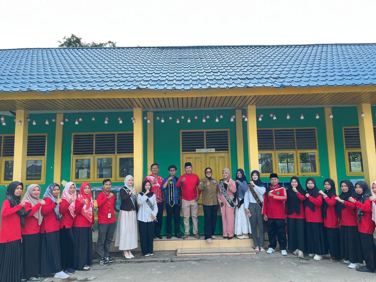 Lawyer Masuk Sekolah Berikan Edukasi Anti Bullying pada Kegiatan MATAMUDA MIS NU 2 Tembilahan Hulu